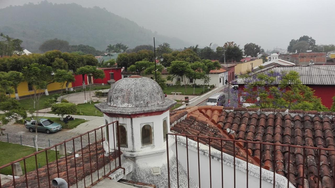 La Casa De La Alameda Bed & Breakfast Antigua Екстериор снимка
