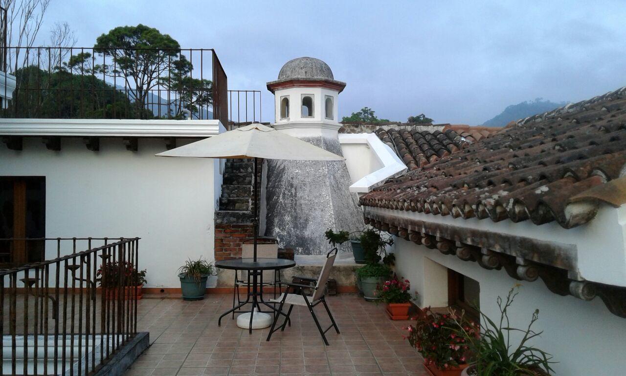 La Casa De La Alameda Bed & Breakfast Antigua Екстериор снимка